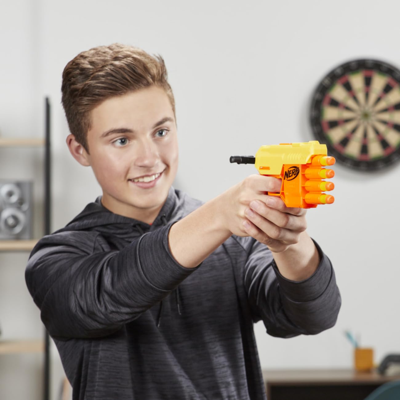 Nerf Fang QS-4 Targeting Set -- 13-Piece Alpha Strike Set Includes Toy Blaster, 4 Half-Targets, and 8 Official Elite Foam Darts